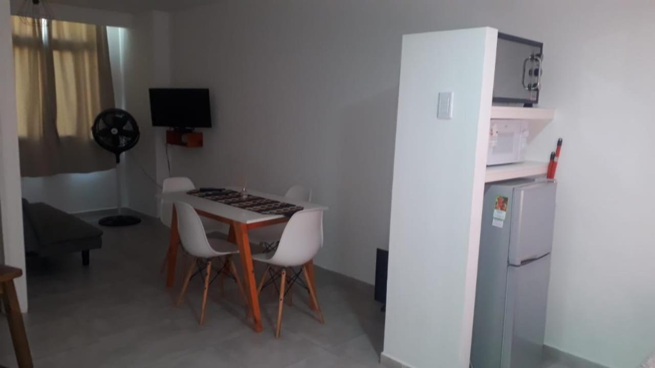 Bed and Breakfast Depto Temporario La Plata Exterior foto