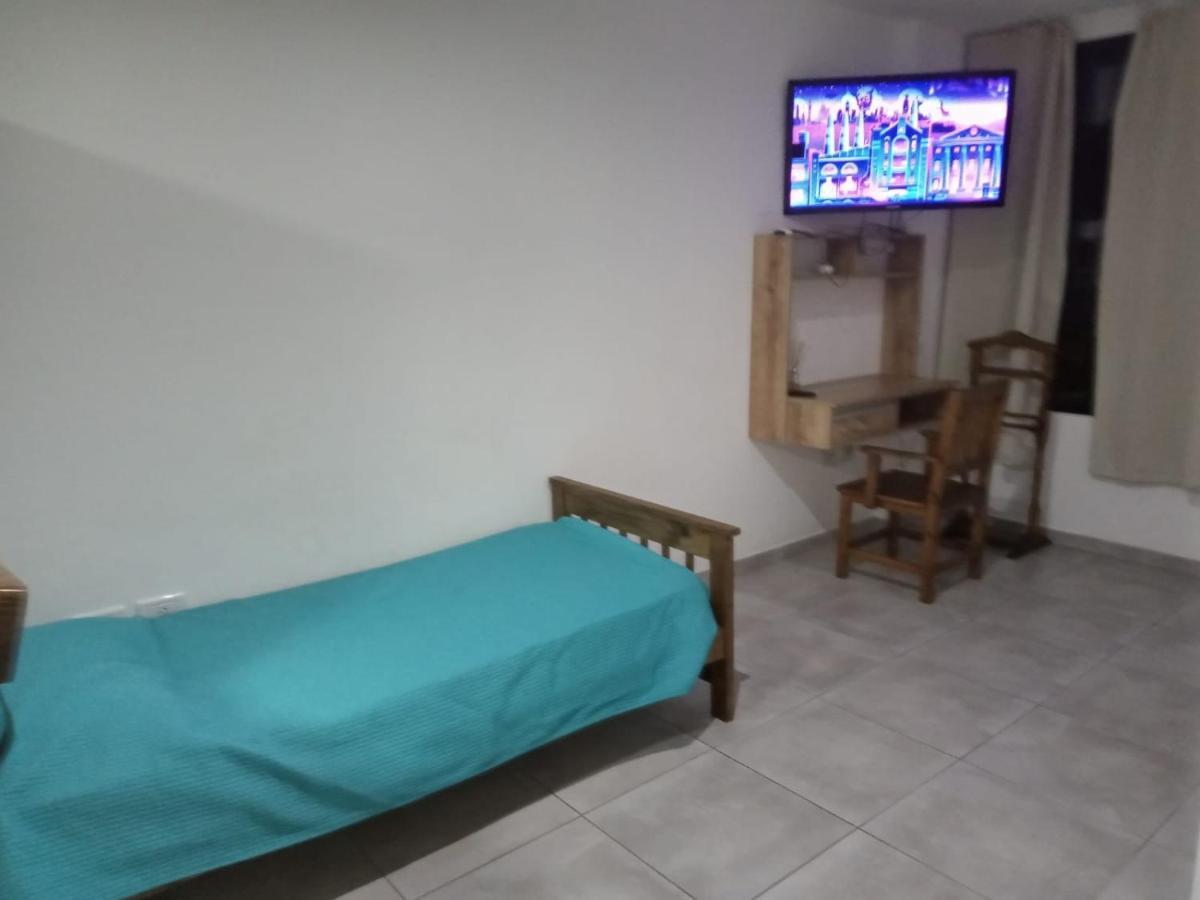 Bed and Breakfast Depto Temporario La Plata Exterior foto